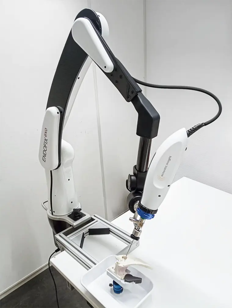 22-4_Design-and-engineering-of-surgical-endoscope_with-ear-model Testing with the surgical endoscope for cochlear implants, part of the medical device development process by Studio Rotor.
